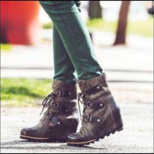 Sorel Joan of Arctic wedge mid bootie
